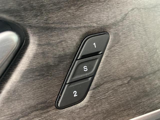 Photo of 2024 Diamond Black Jeep Grand Cherokee L