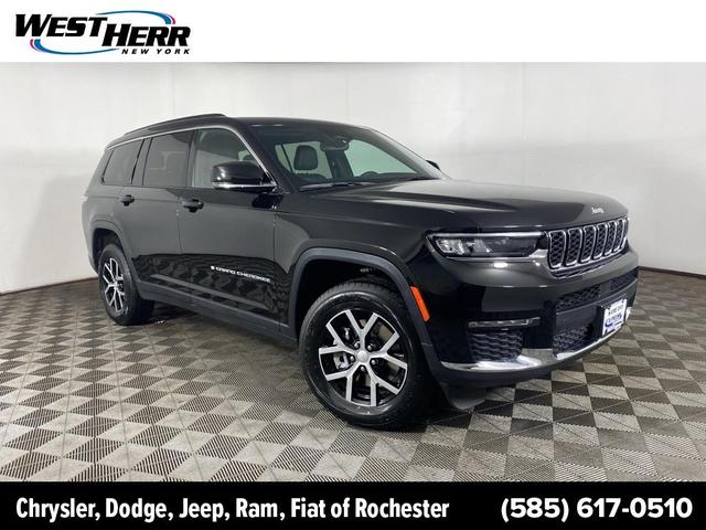 Photo of 2024 Diamond Black Jeep Grand Cherokee L
