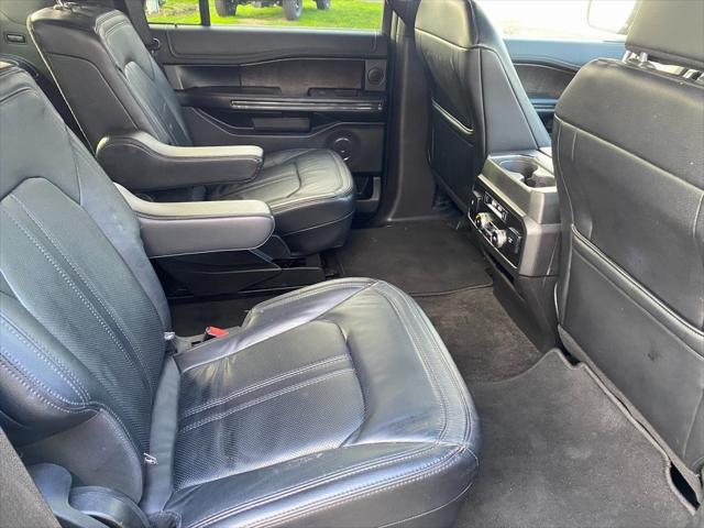 Photo of 2019 Agate Black Metallic Ford Expedition
