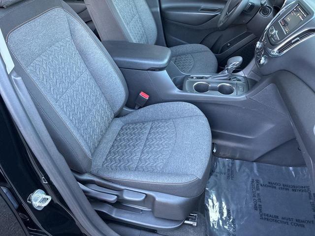 Photo of 2023 Mosaic Black Metallic Chevrolet Equinox