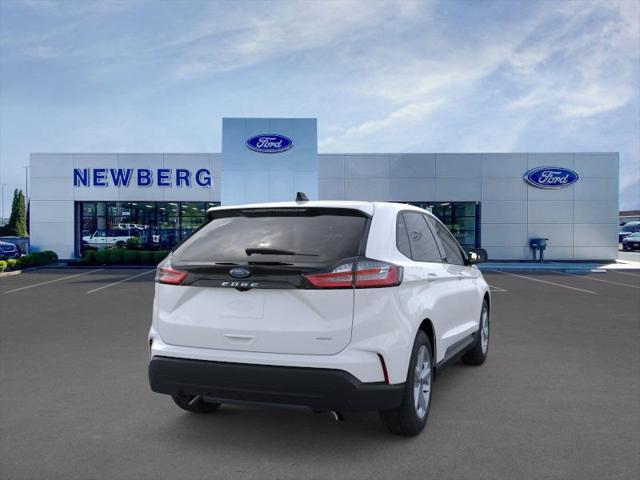 Photo of 2024 Oxford White Ford Edge