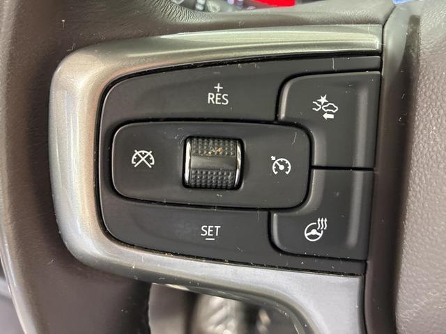 Photo of 2022 Silver Ice Metallic Chevrolet Silverado 3500