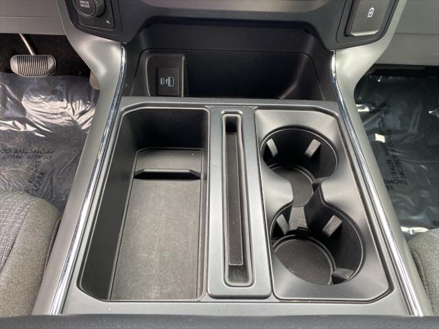 Photo of 2022 Oxford White Ford F-150