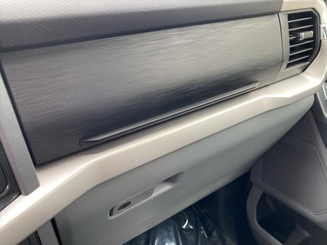 Photo of 2022 Oxford White Ford F-150