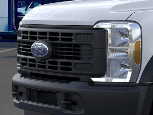 Photo of 2025 Oxford White Ford F-450