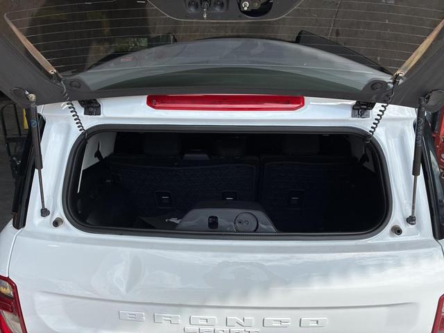 Photo of 2023 Oxford White Ford Bronco Sport