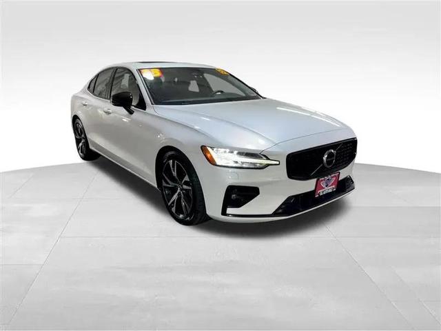 Photo of 2023 Crystal White Metallic Volvo S60