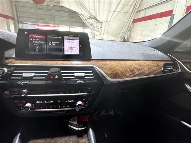 Photo of 2017 Glacier Silver Metallic BMW 530
