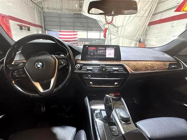 Photo of 2017 Glacier Silver Metallic BMW 530