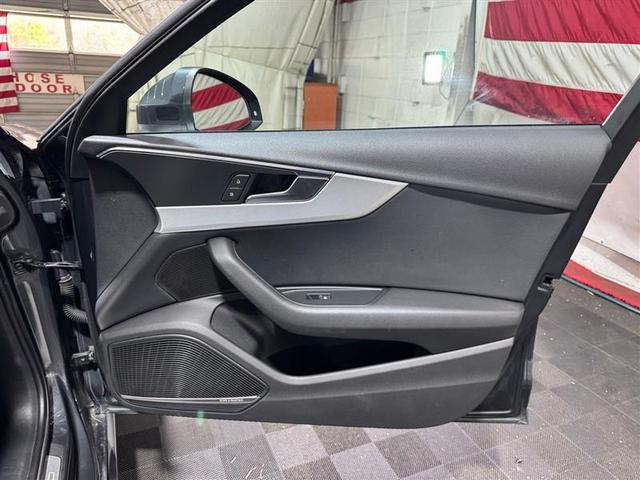 Photo of 2017 Gray Metallic Audi A4