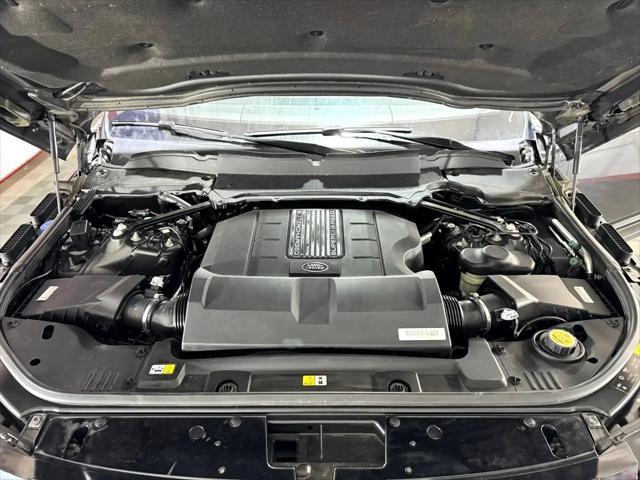 Photo of 2022 Gray Land Rover Range Rover