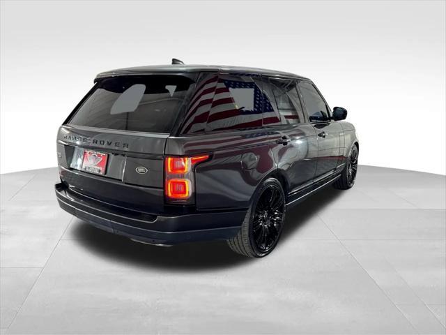 Photo of 2022 Gray Land Rover Range Rover
