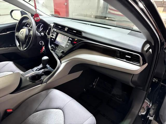 Photo of 2019 Midnight Black Toyota Camry