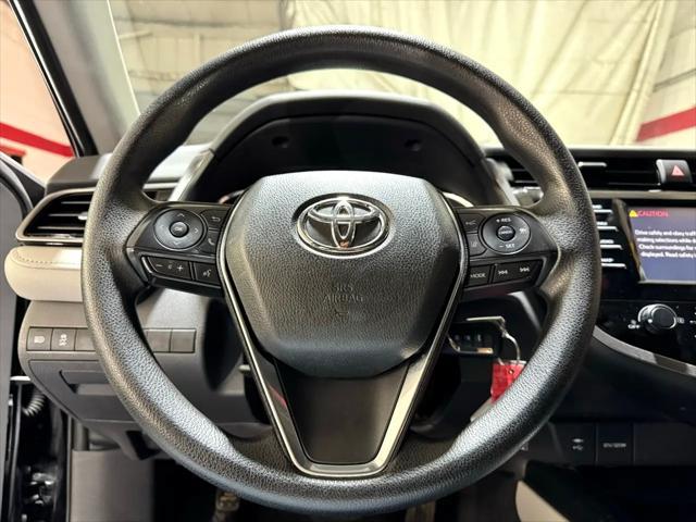 Photo of 2019 Midnight Black Toyota Camry