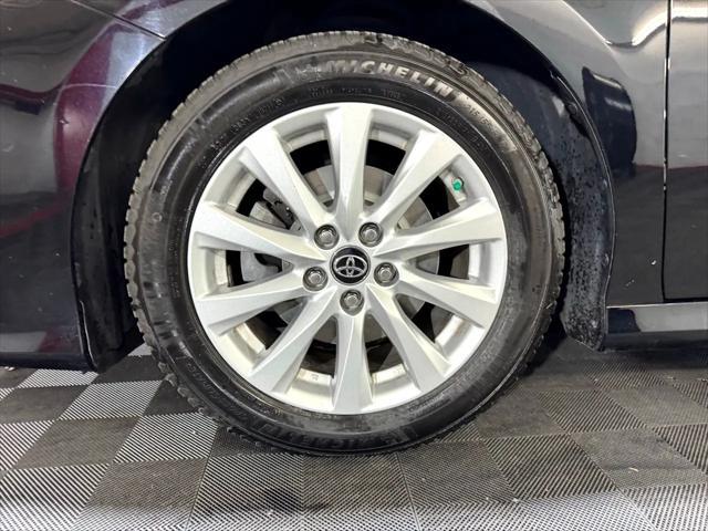 Photo of 2019 Midnight Black Toyota Camry