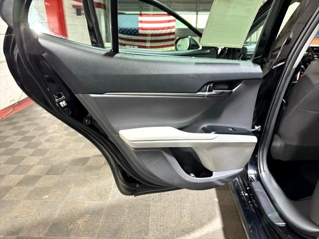 Photo of 2019 Midnight Black Toyota Camry