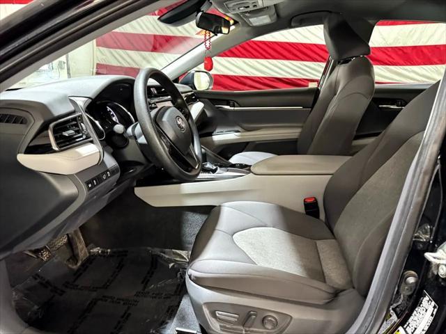 Photo of 2019 Midnight Black Toyota Camry