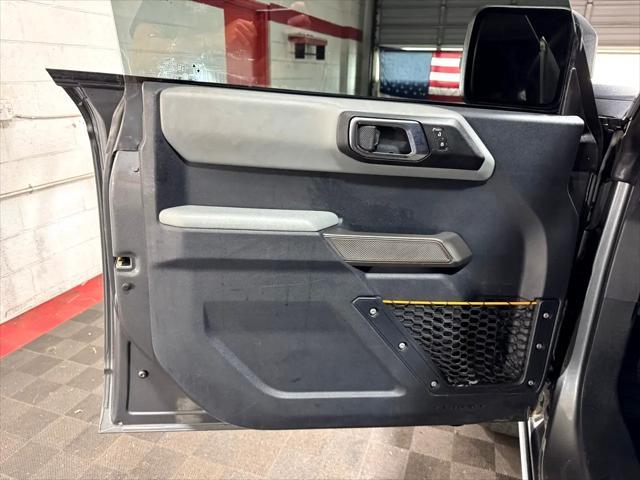 Photo of 2021 Gray Metallic Ford Bronco