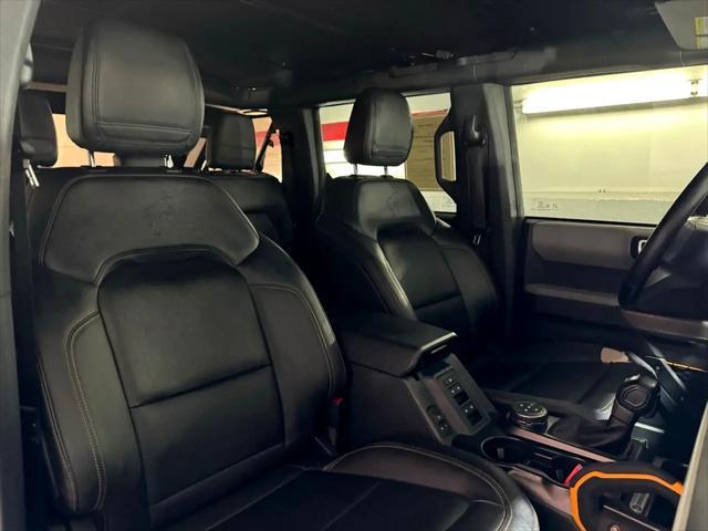 Photo of 2021 Gray Metallic Ford Bronco