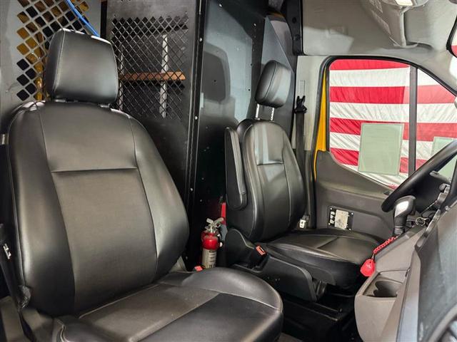Photo of 2021 Oxford White Ford Transit-250