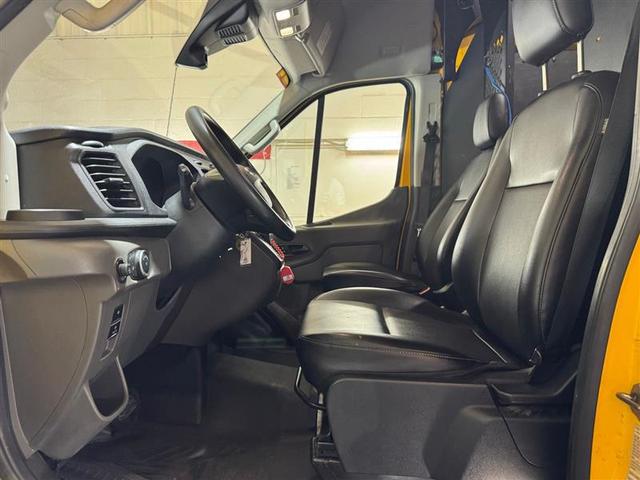 Photo of 2021 Oxford White Ford Transit-250