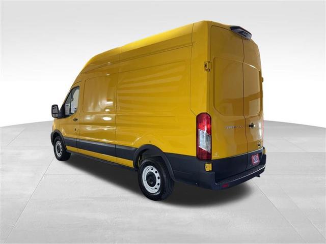 Photo of 2021 Oxford White Ford Transit-250