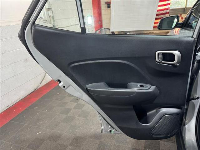 Photo of 2021 Stellar Silver Hyundai VENUE