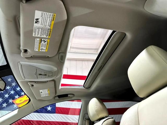 Photo of 2018 Hagane Blue INFINITI QX60