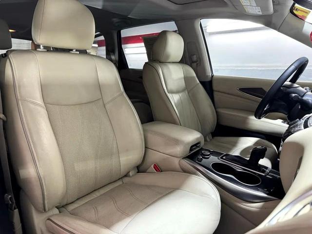 Photo of 2018 Hagane Blue INFINITI QX60
