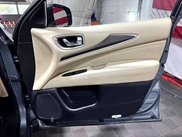 Photo of 2018 Hagane Blue INFINITI QX60