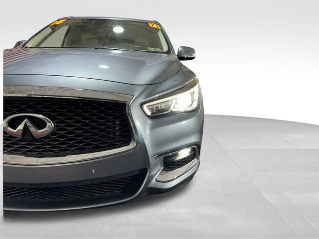 Photo of 2018 Hagane Blue INFINITI QX60
