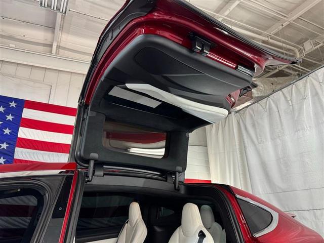 Photo of 2018 Red Multi-Coat Tesla Model X