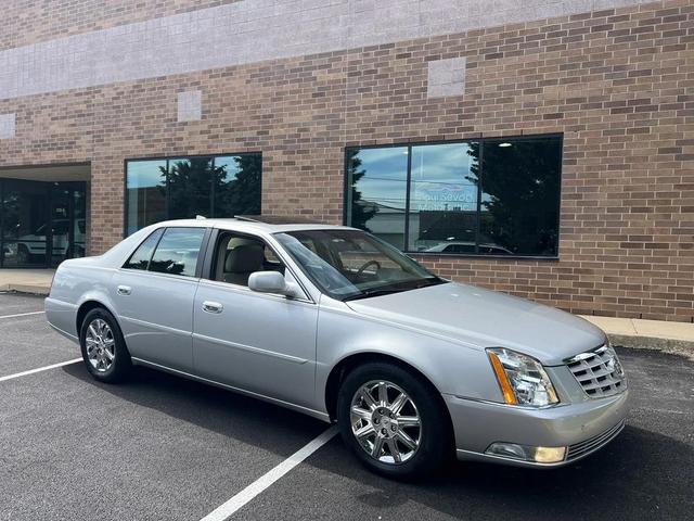 Photo of 2011 Radiant Silver Metallic Cadillac DTS
