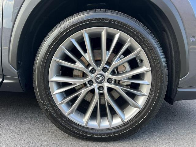 Photo of 2025 Cloudburst Gray Lexus NX 350
