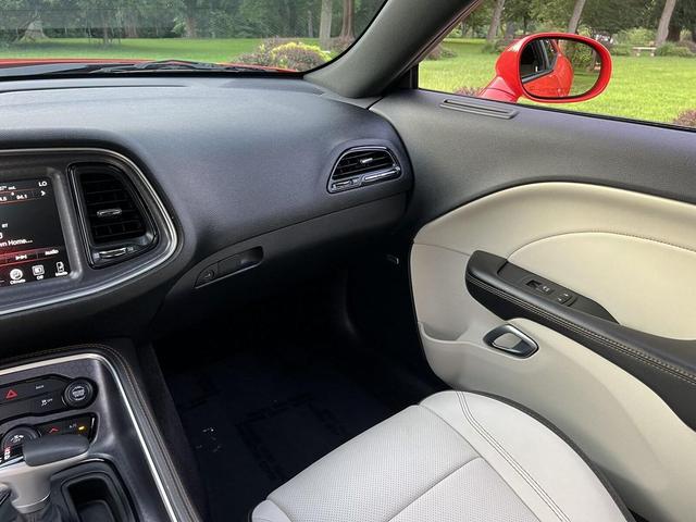 Photo of 2016 Go Mango Dodge Challenger