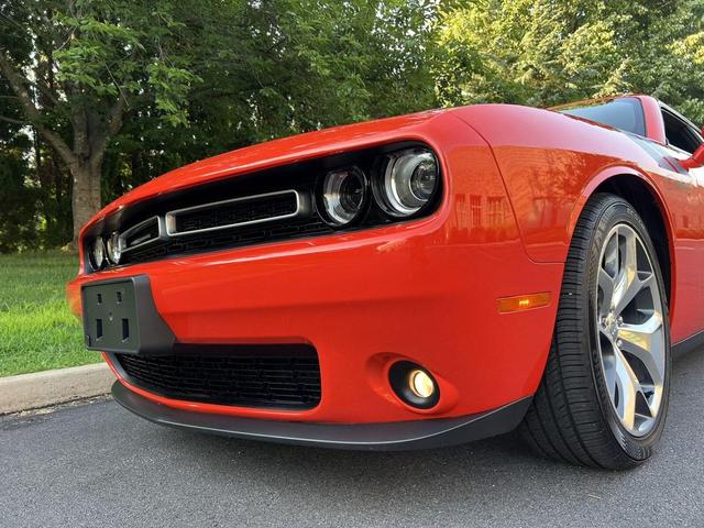 Photo of 2016 Go Mango Dodge Challenger
