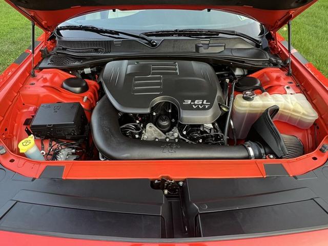 Photo of 2016 Go Mango Dodge Challenger