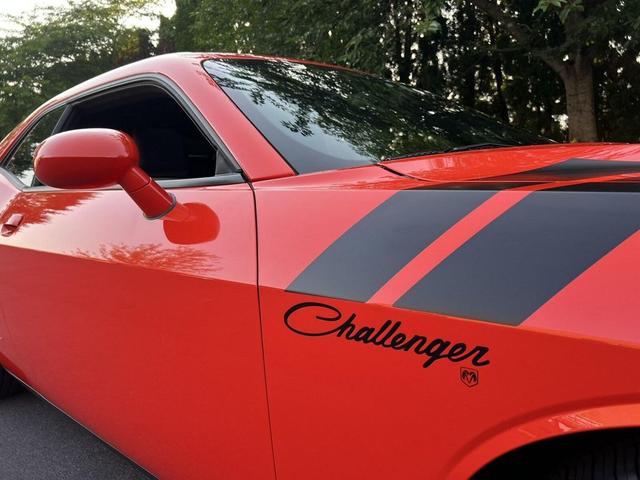 Photo of 2016 Go Mango Dodge Challenger