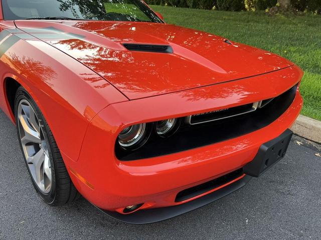 Photo of 2016 Go Mango Dodge Challenger