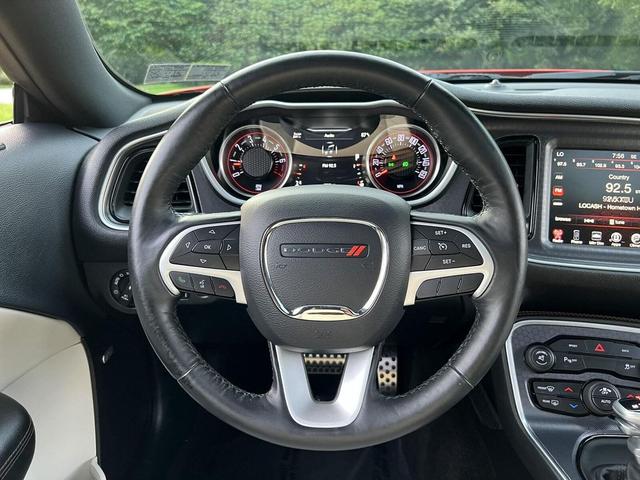 Photo of 2016 Go Mango Dodge Challenger