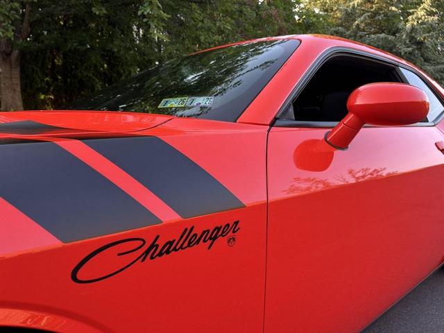 Photo of 2016 Go Mango Dodge Challenger