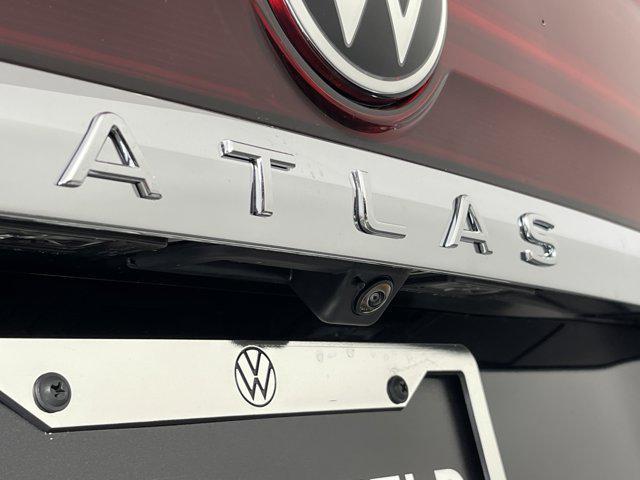 Photo of 2025 Deep Black Pearl Volkswagen Atlas