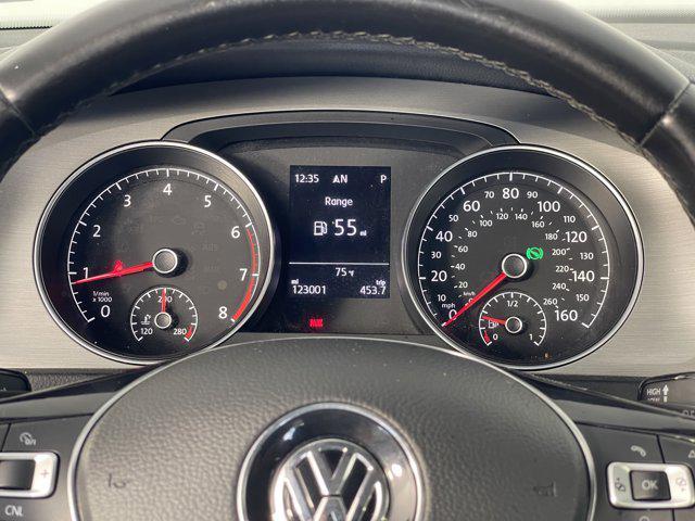 Photo of 2016 Platinum Gray Metallic Volkswagen Golf