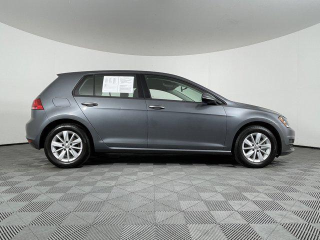 Photo of 2016 Platinum Gray Metallic Volkswagen Golf