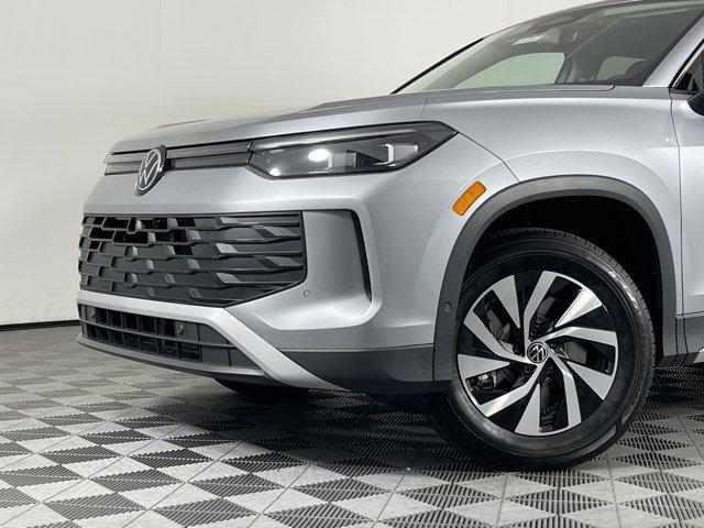 Photo of 2025 Pyrite Silver Metallic Volkswagen Tiguan