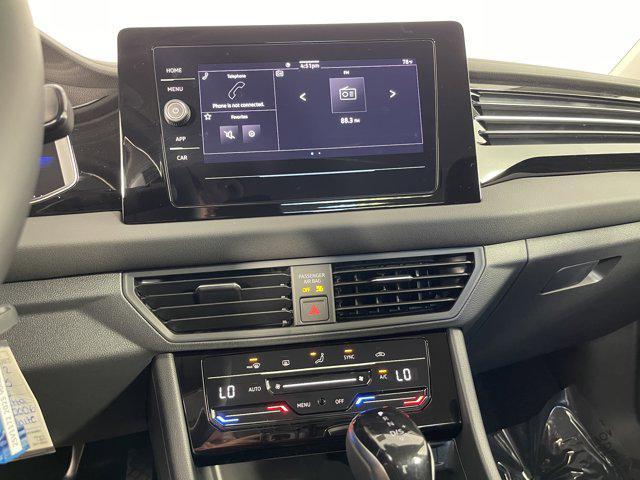 Photo of 2025 Pure White Volkswagen Jetta
