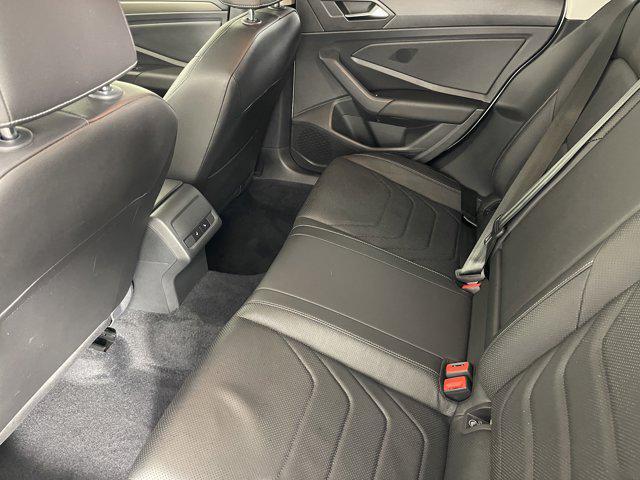 Photo of 2021 Pure White Volkswagen Jetta