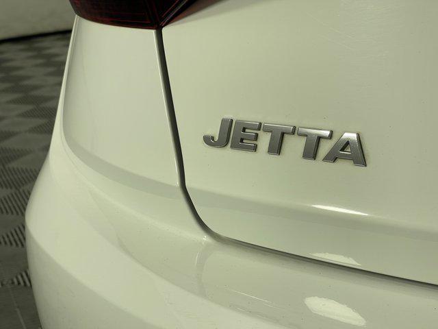 Photo of 2021 Pure White Volkswagen Jetta