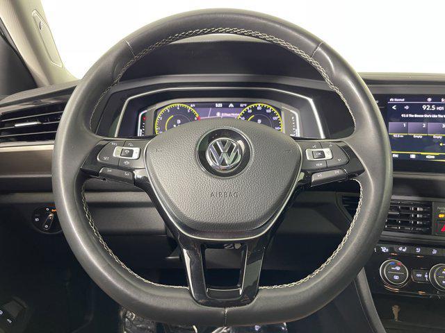 Photo of 2021 Pure White Volkswagen Jetta