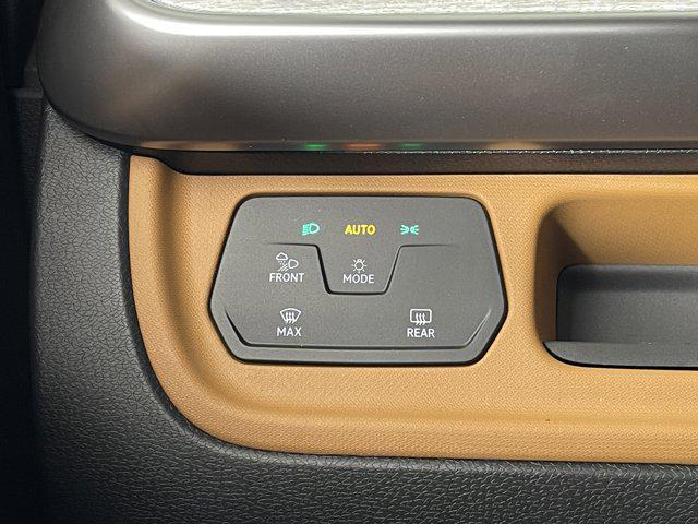 Photo of 2025 Indium Gray Volkswagen ID. Buzz
